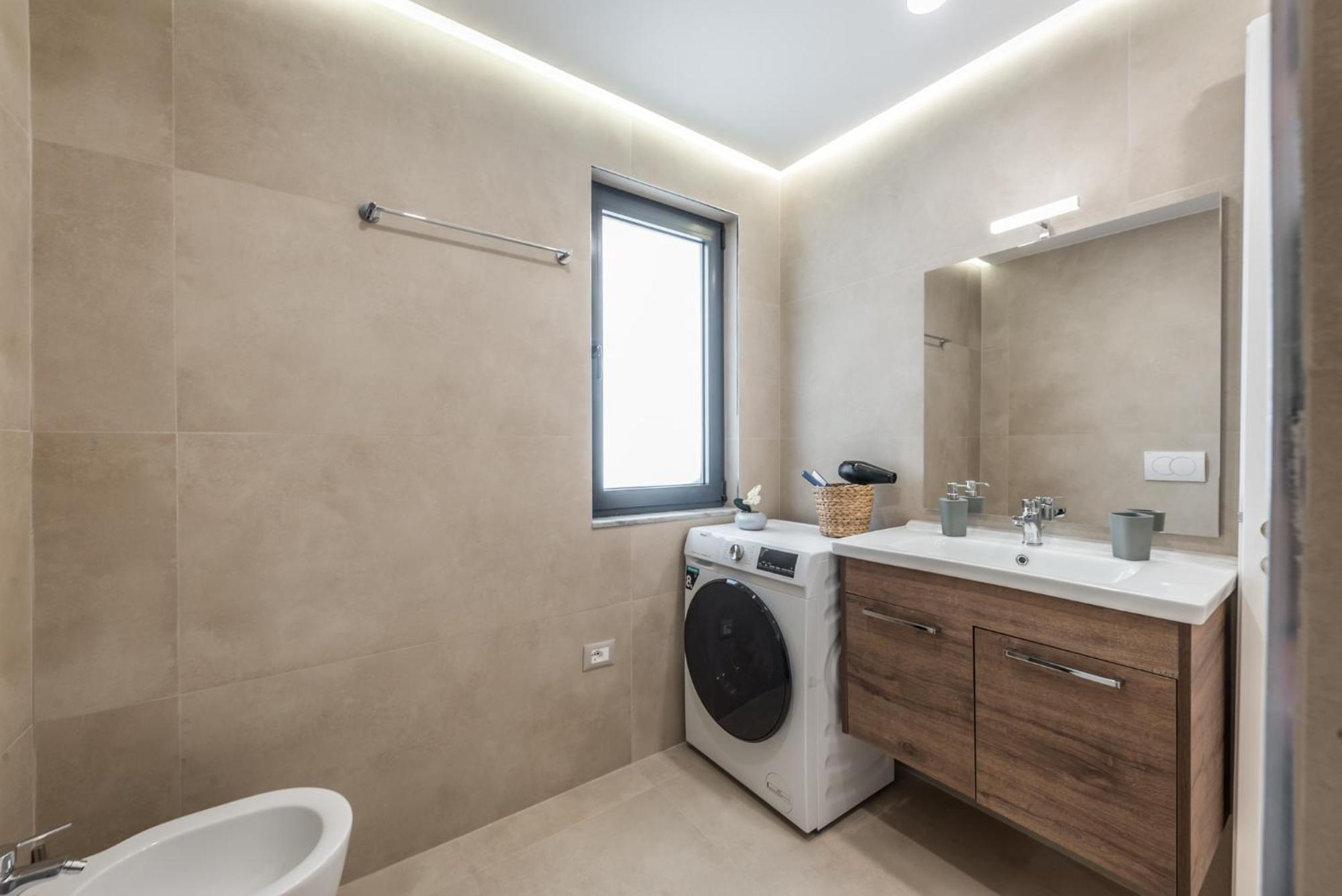Luxury Block District * Тирана